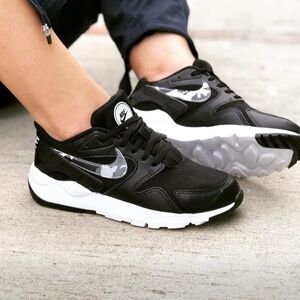 Nike Black and White Sneakers